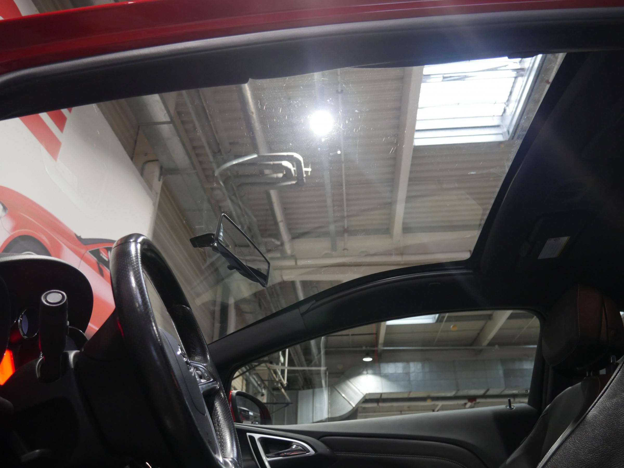 Opel Astra, 2014 - pohled č. 19