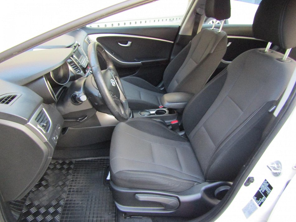 Hyundai I30 1.6 CRDi 