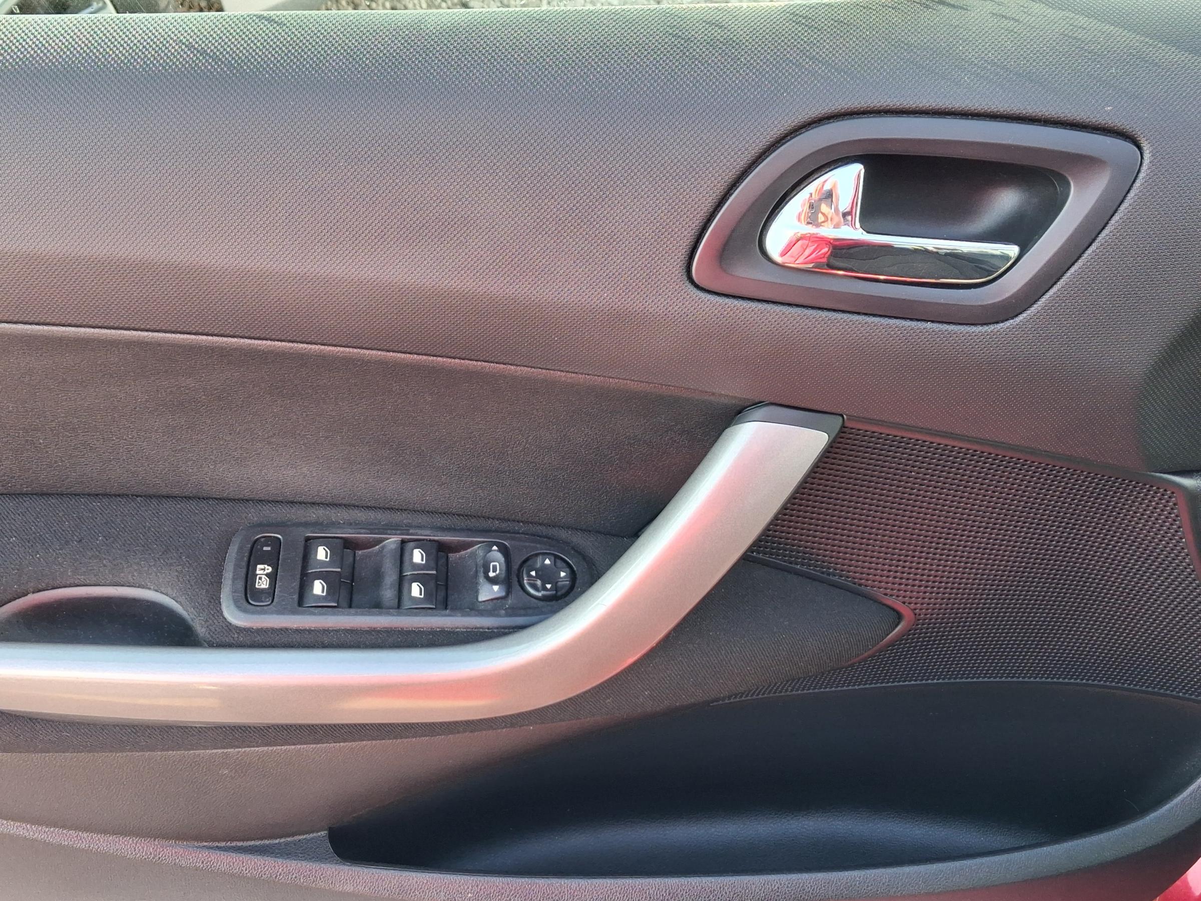 Peugeot 308, 2009 - pohled č. 11