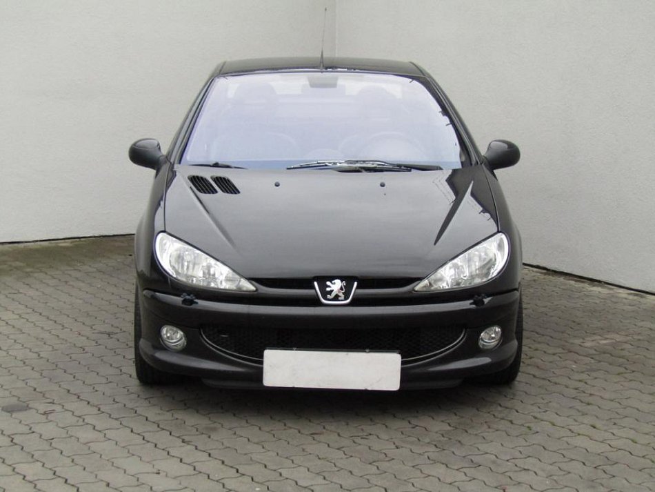 Peugeot 206 1.6i 