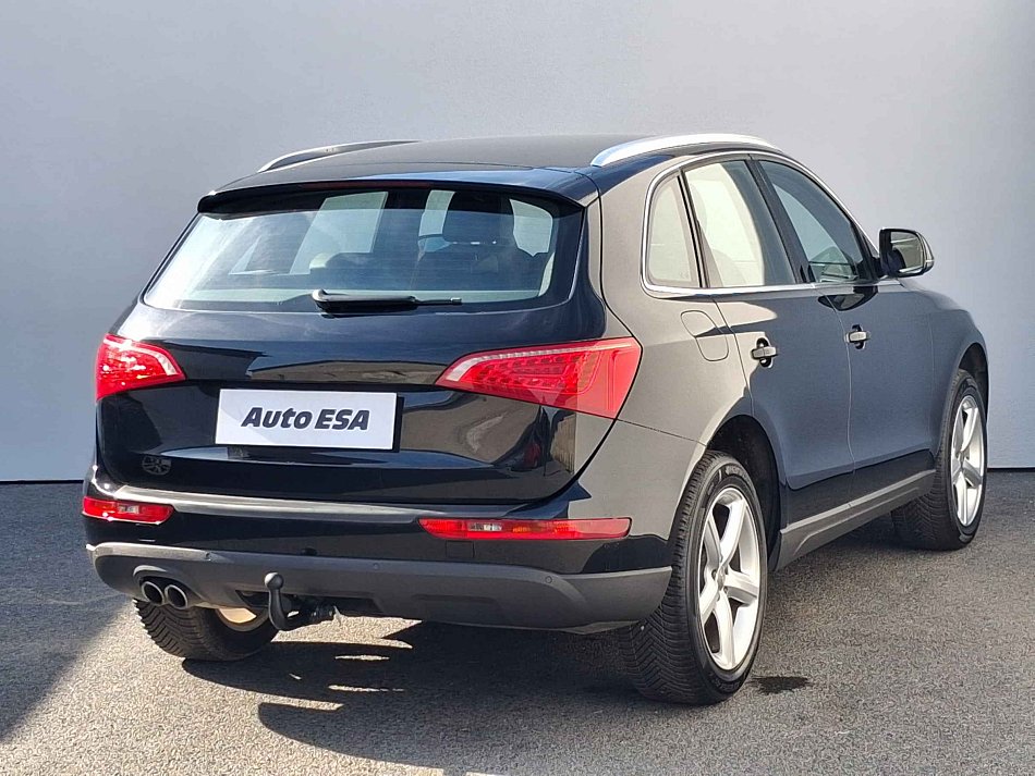 Audi Q5 2.0 TDi S-line quattro