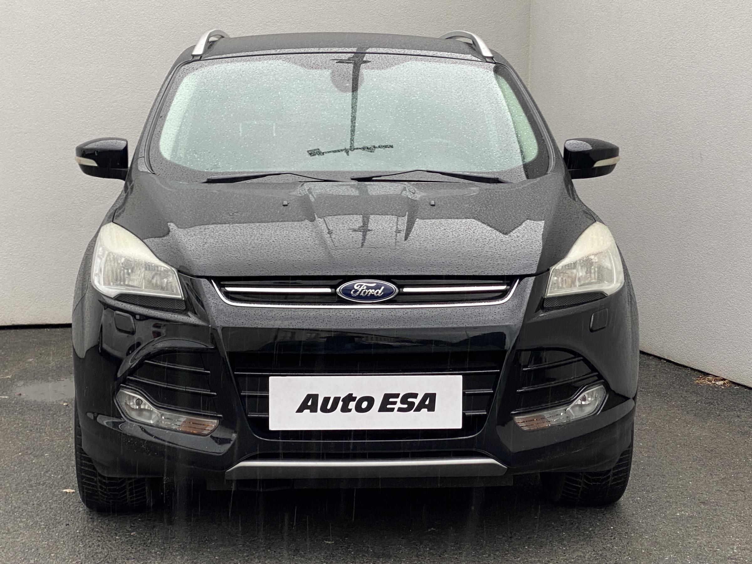 Ford Kuga, 2014 - pohled č. 2