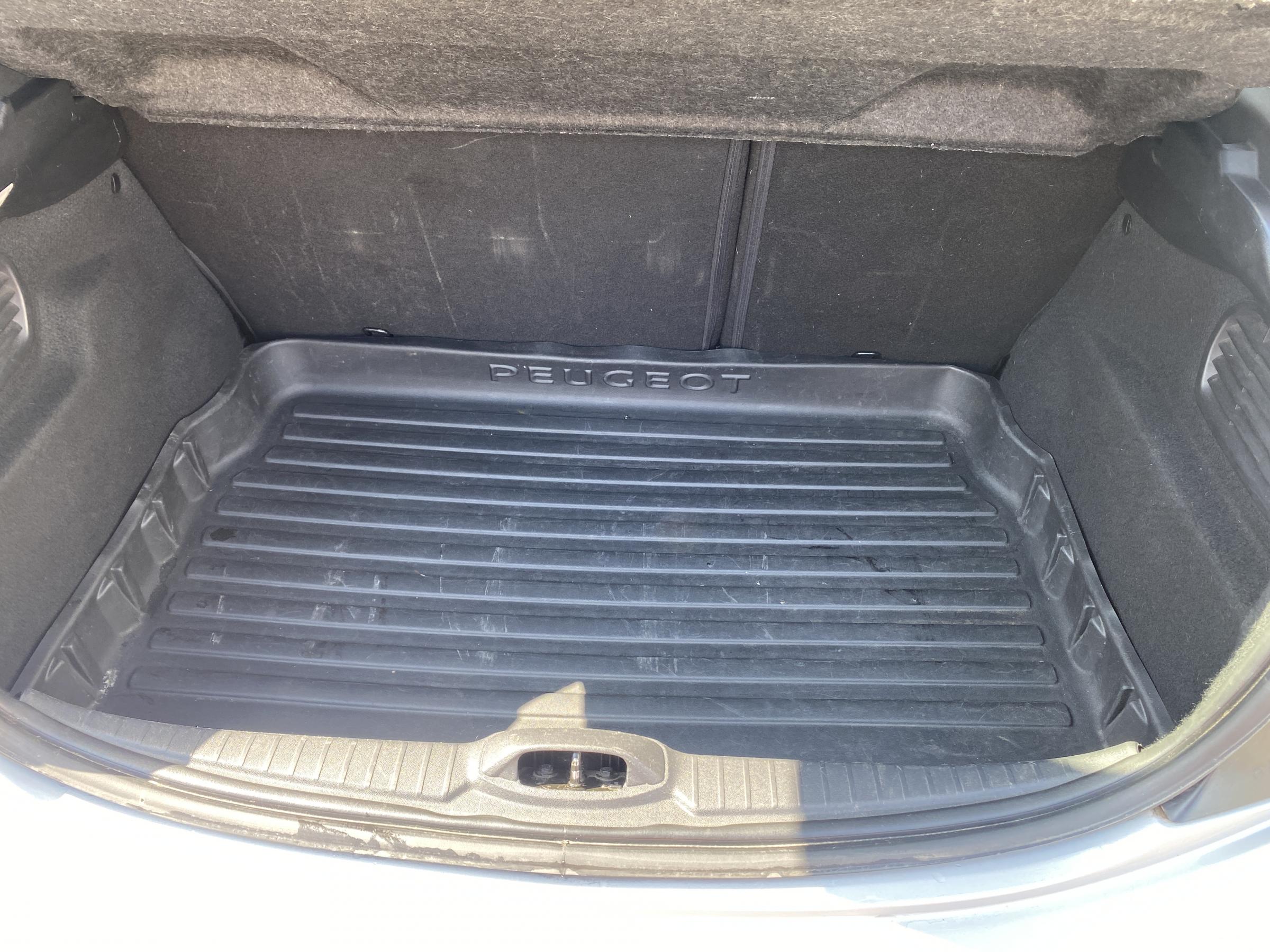 Peugeot 208, 2017 - pohled č. 7