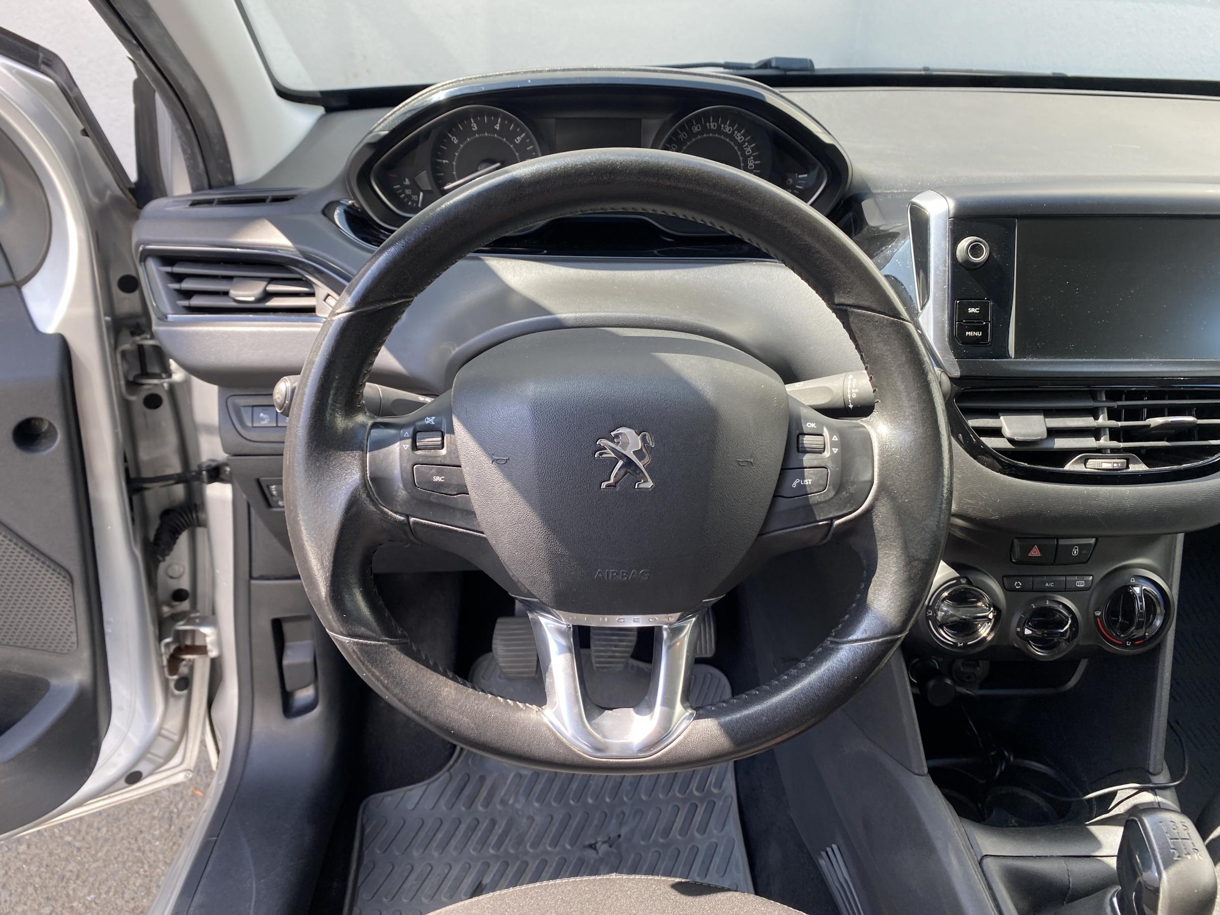 Peugeot 208, 2017 - pohled č. 9