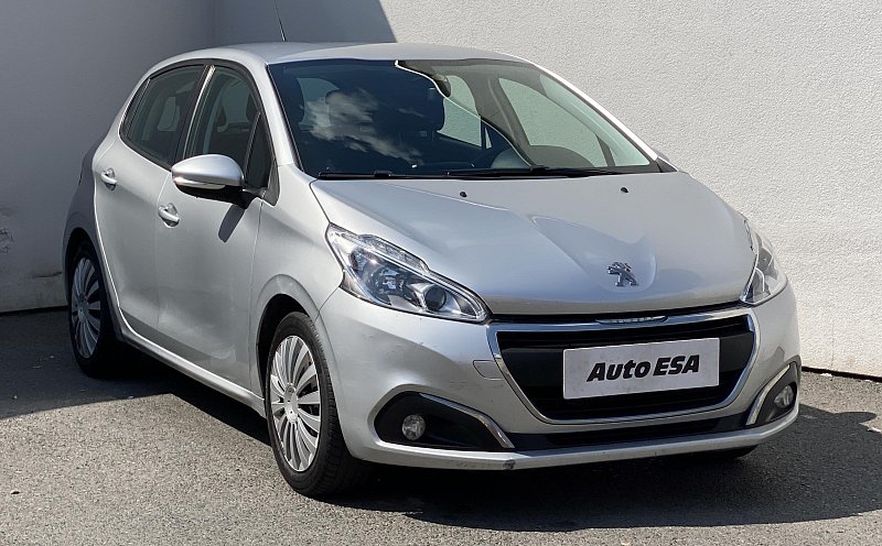 Peugeot 208 1.2PT 