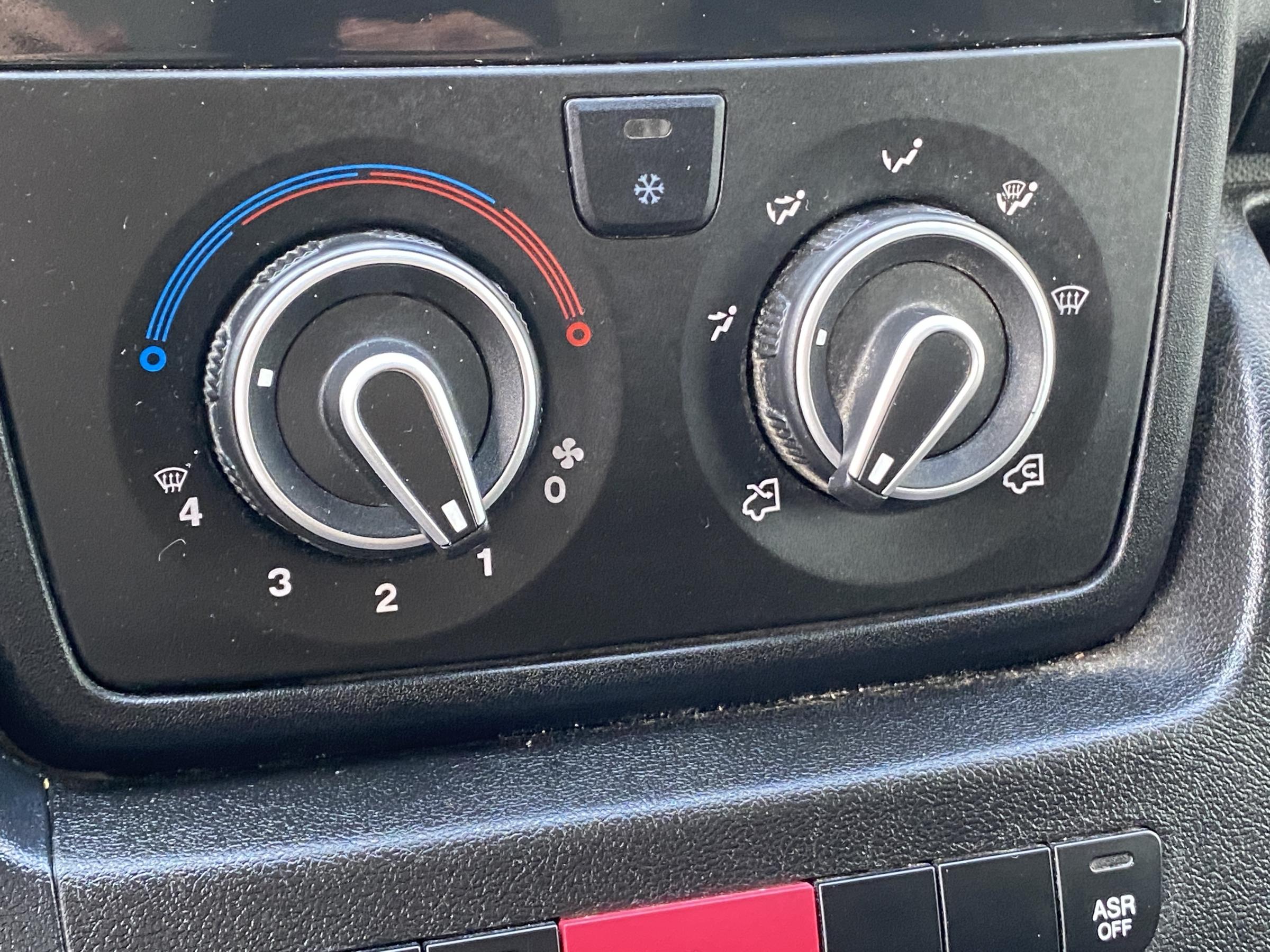 Peugeot Boxer, 2017 - pohled č. 13