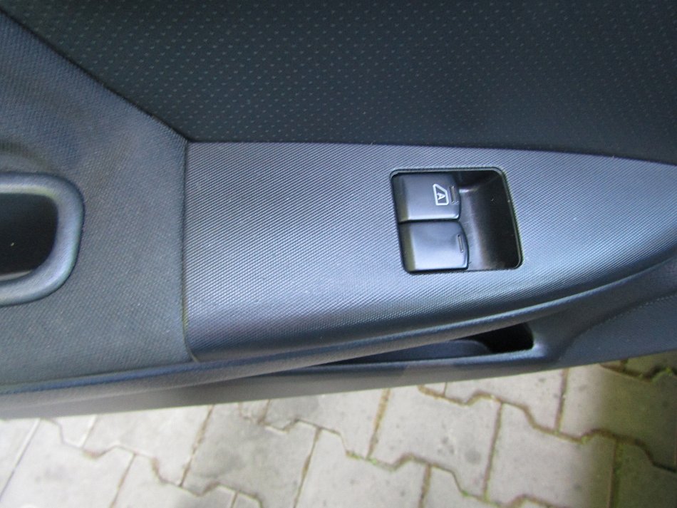 Nissan Note 1.4 i 