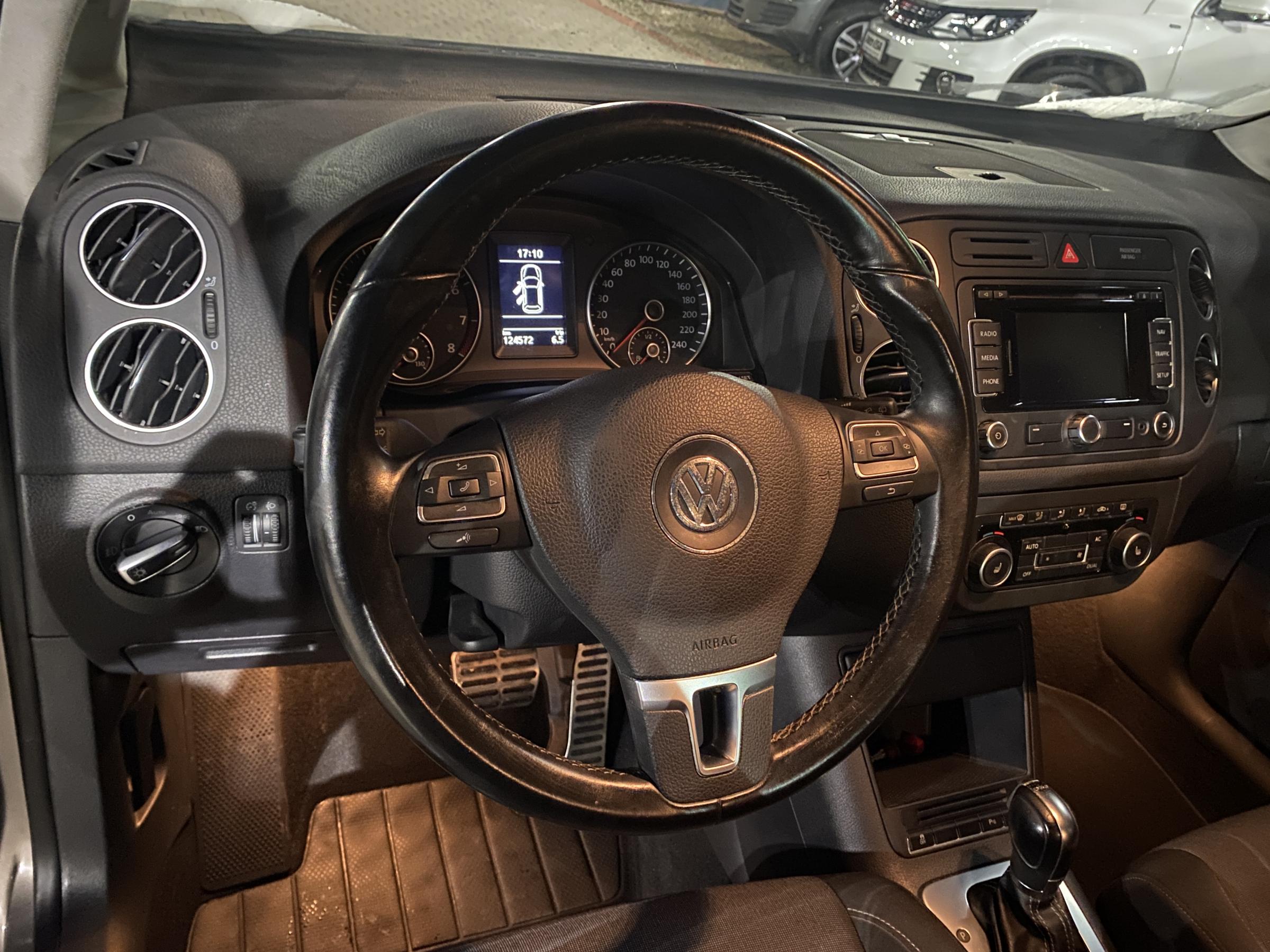 Volkswagen Golf Plus, 2012 - pohled č. 12