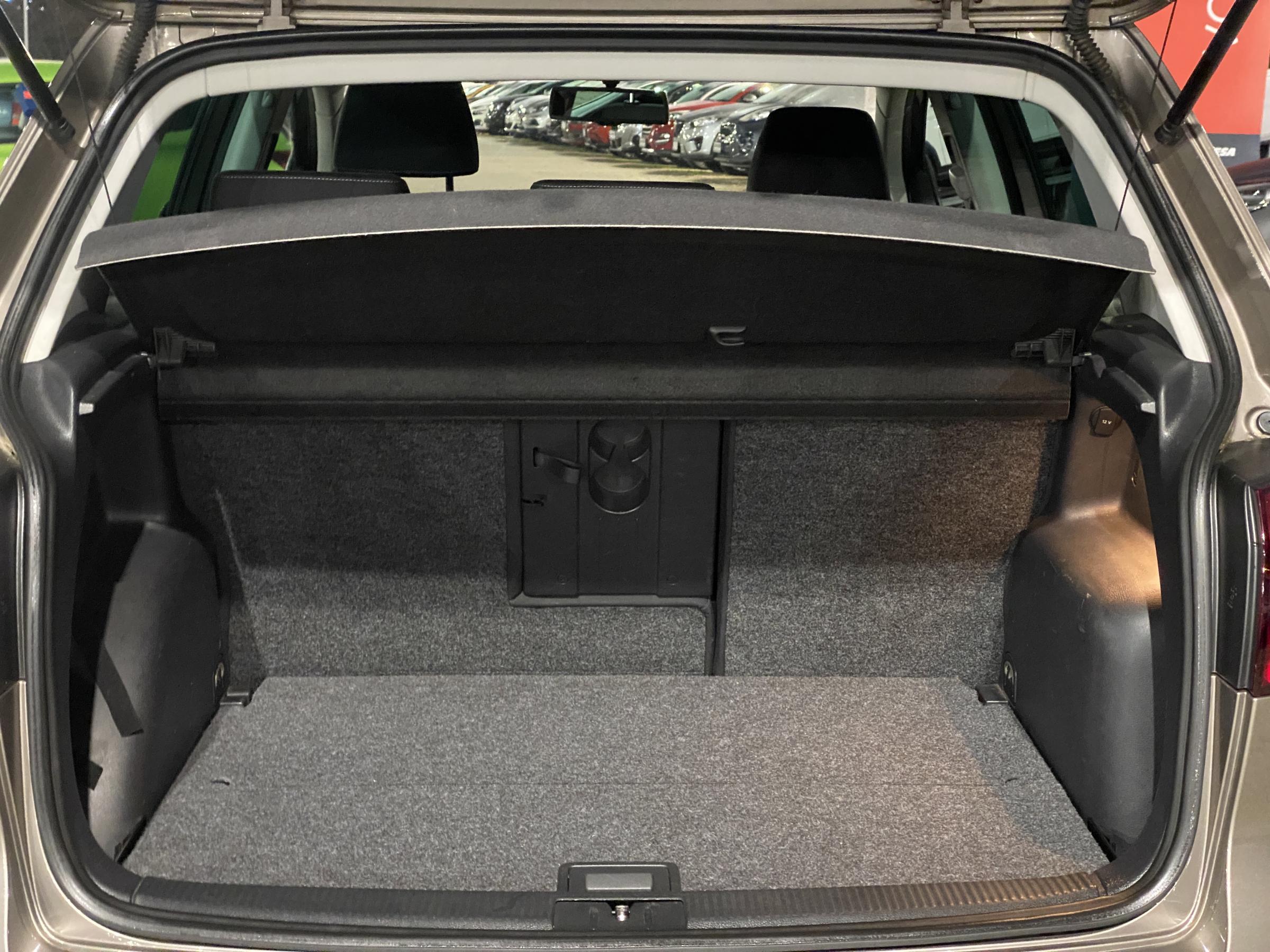 Volkswagen Golf Plus, 2012 - pohled č. 7