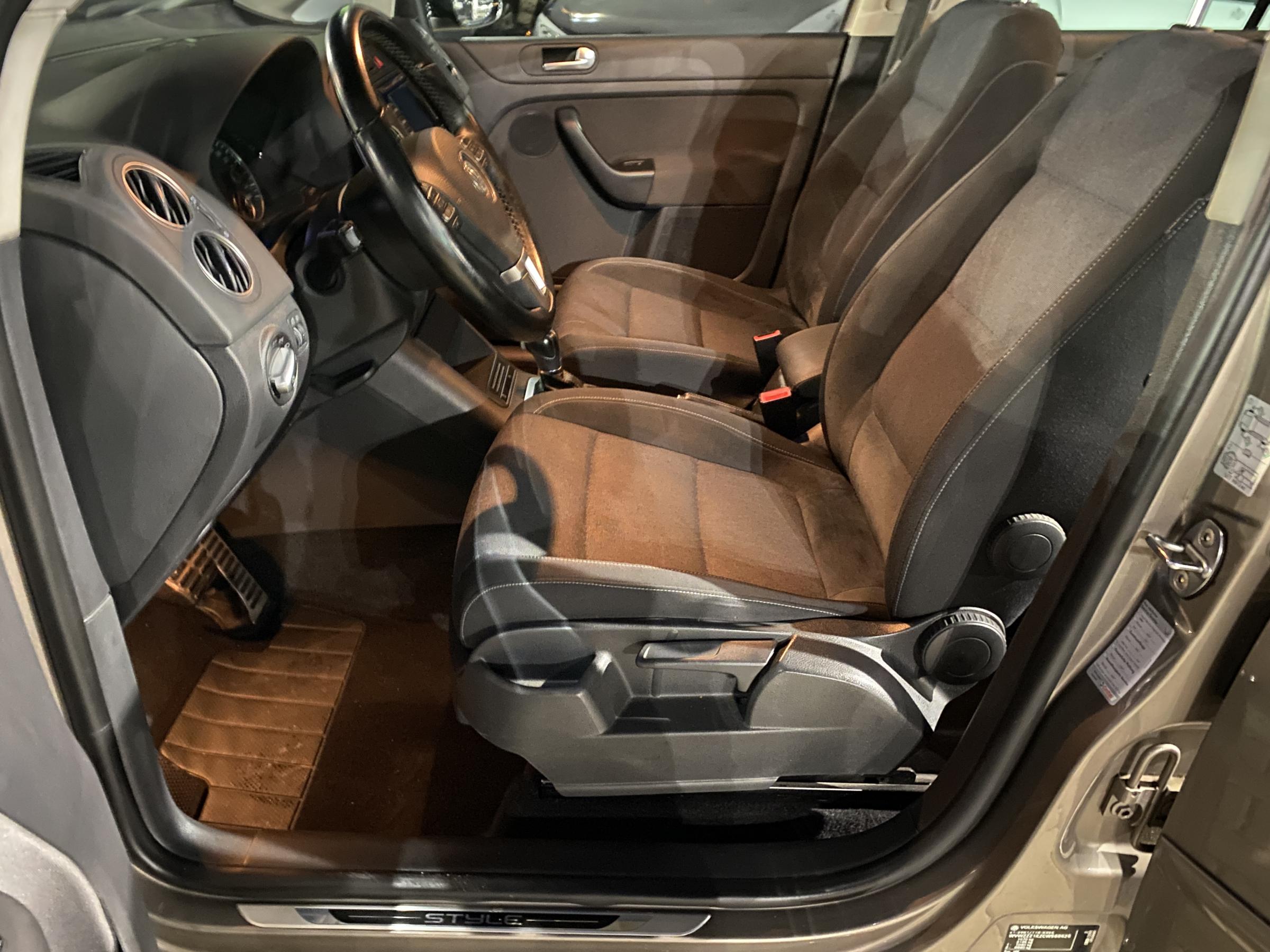 Volkswagen Golf Plus, 2012 - pohled č. 9