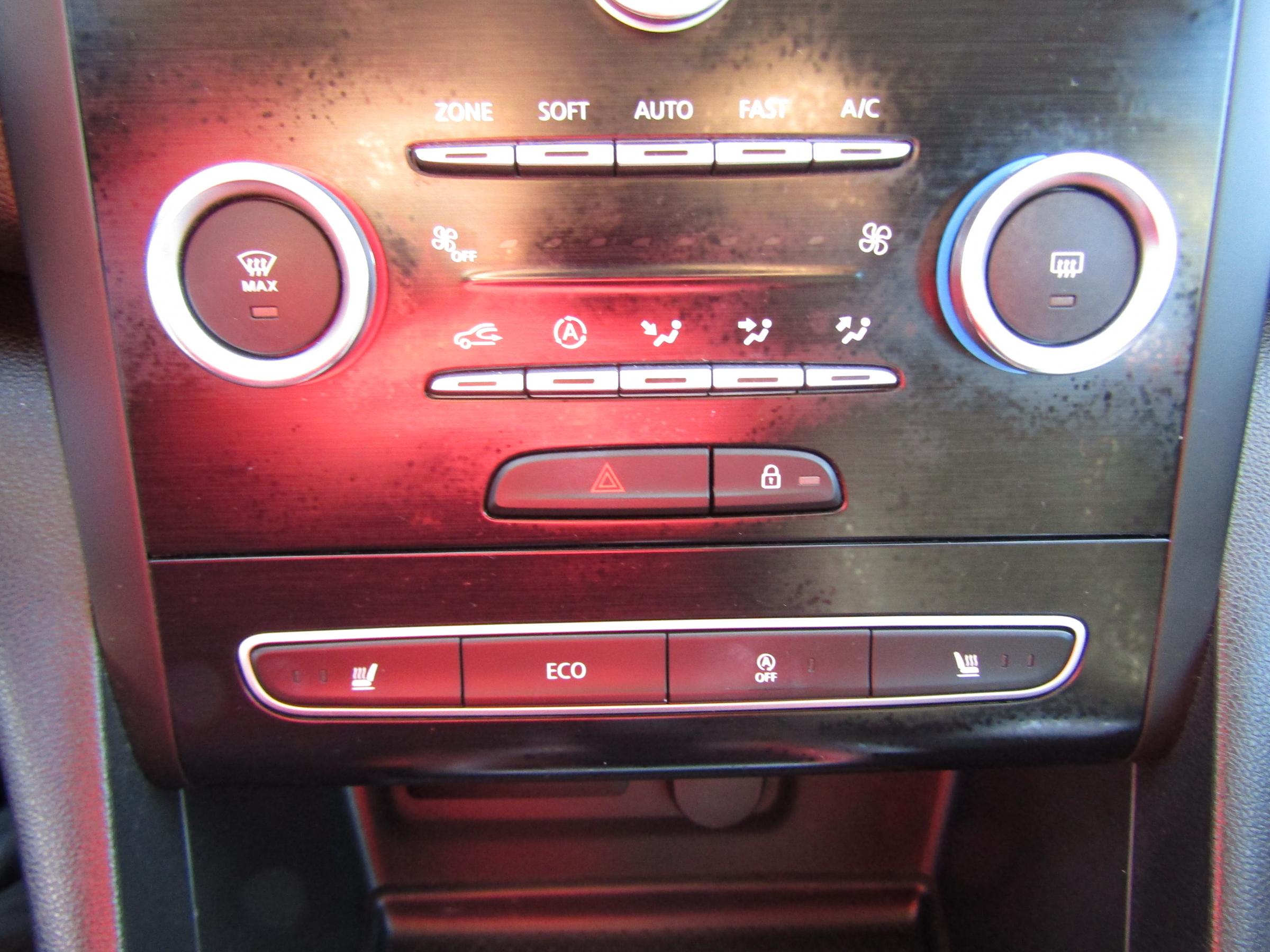 Renault Mégane, 2016 - pohled č. 15