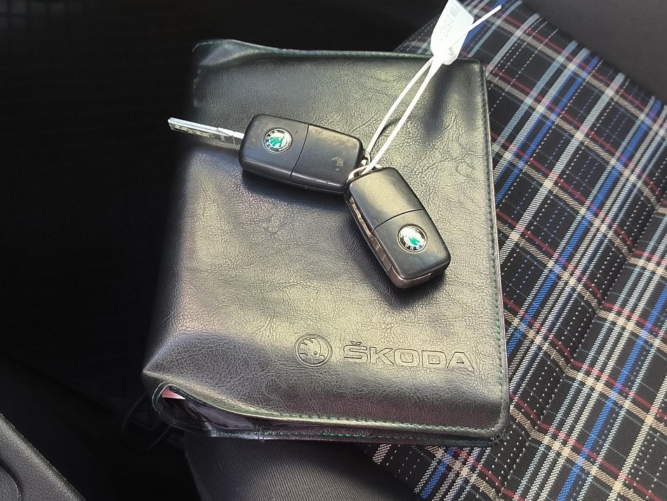 Škoda Roomster 1.2 TSi Style