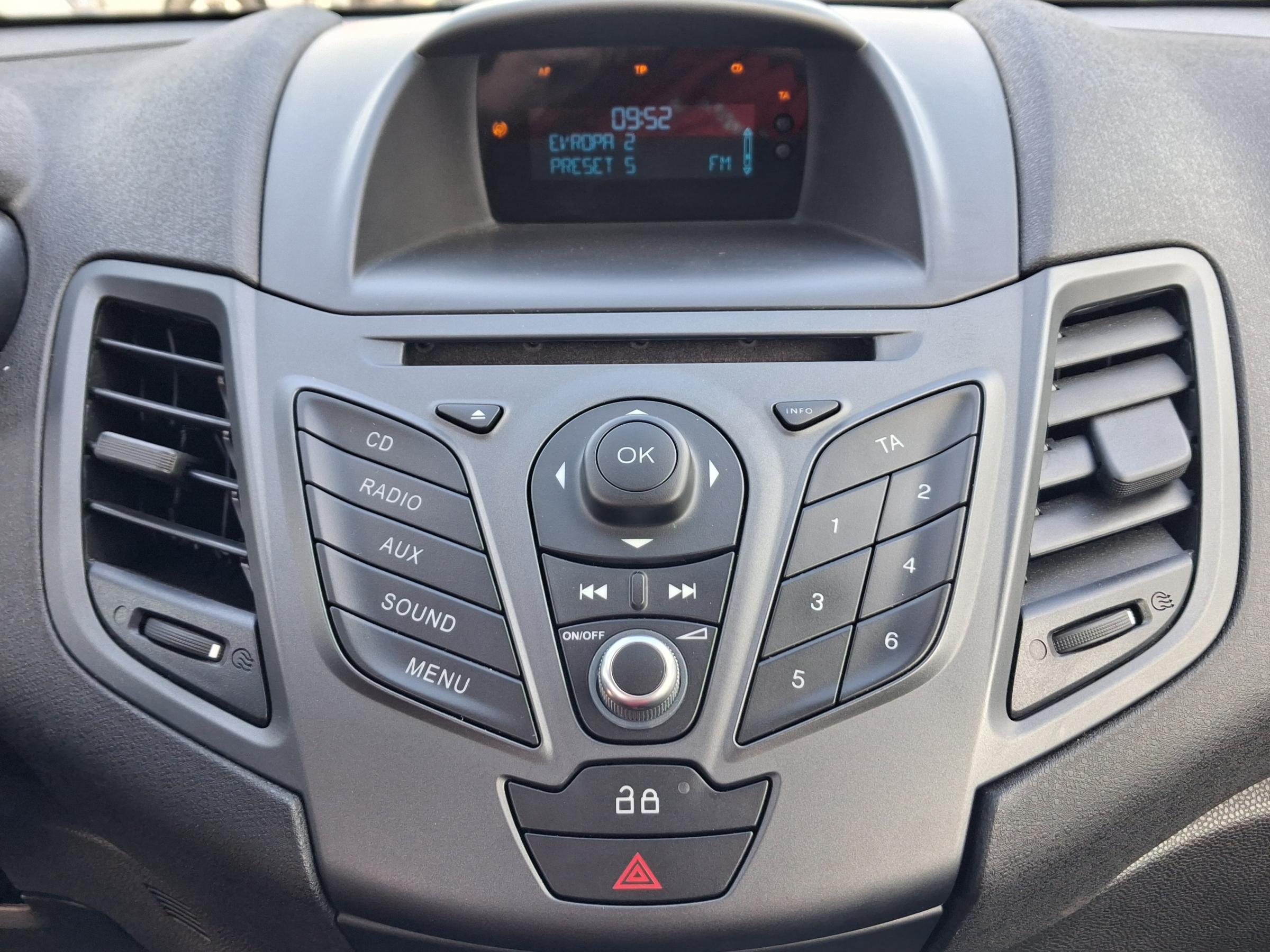 Ford Fiesta, 2013 - pohled č. 12