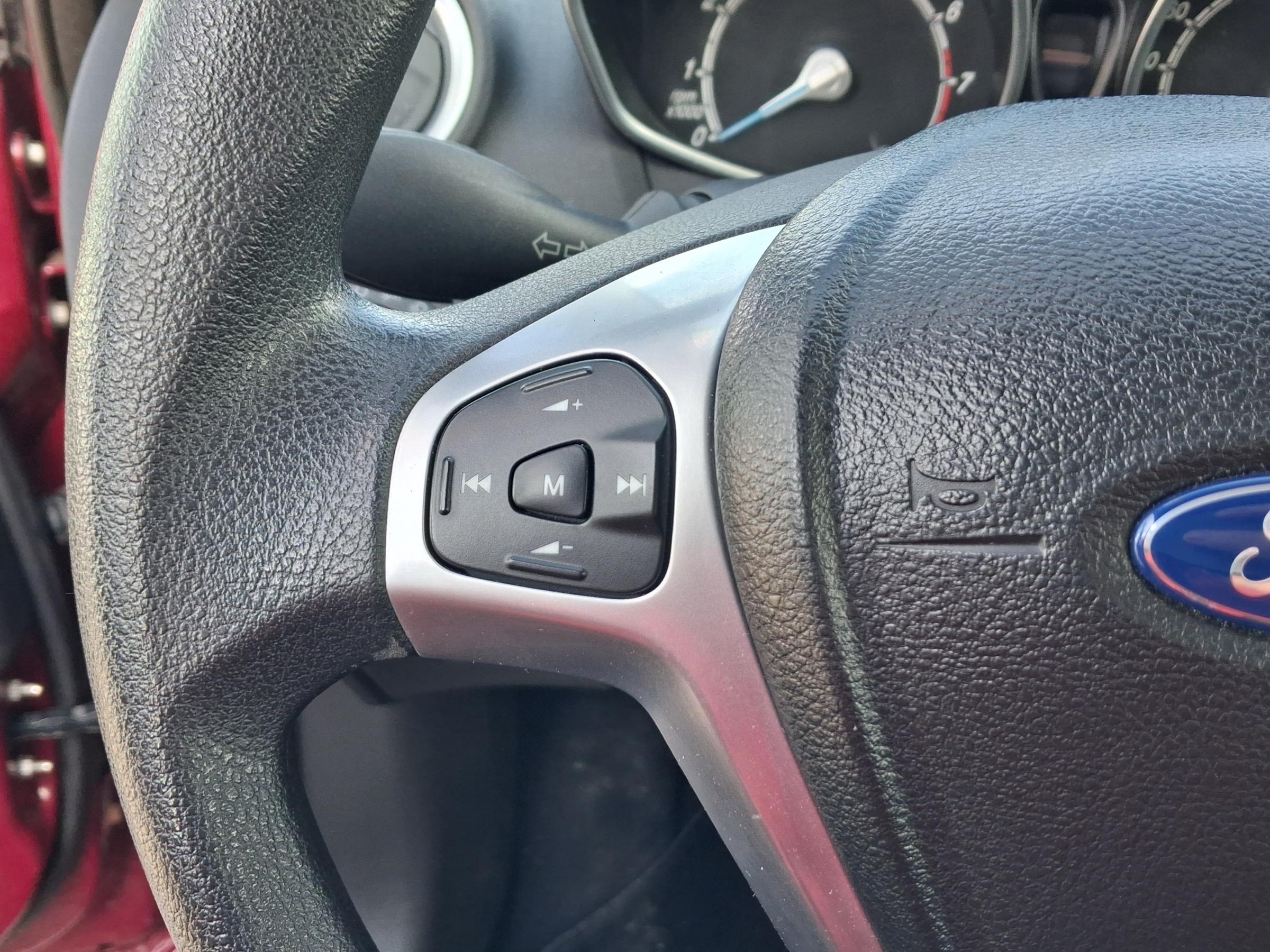 Ford Fiesta, 2013 - pohled č. 16