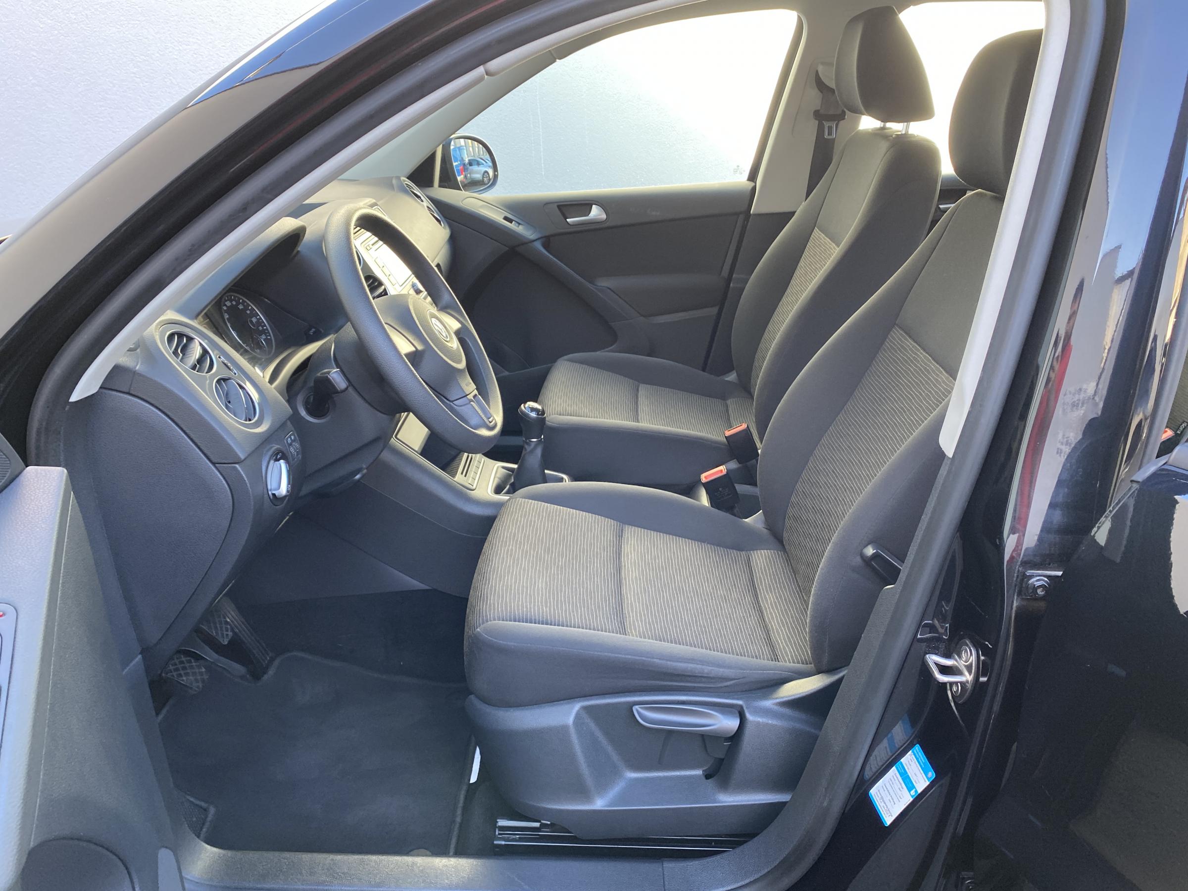 Volkswagen Tiguan, 2014 - pohled č. 9