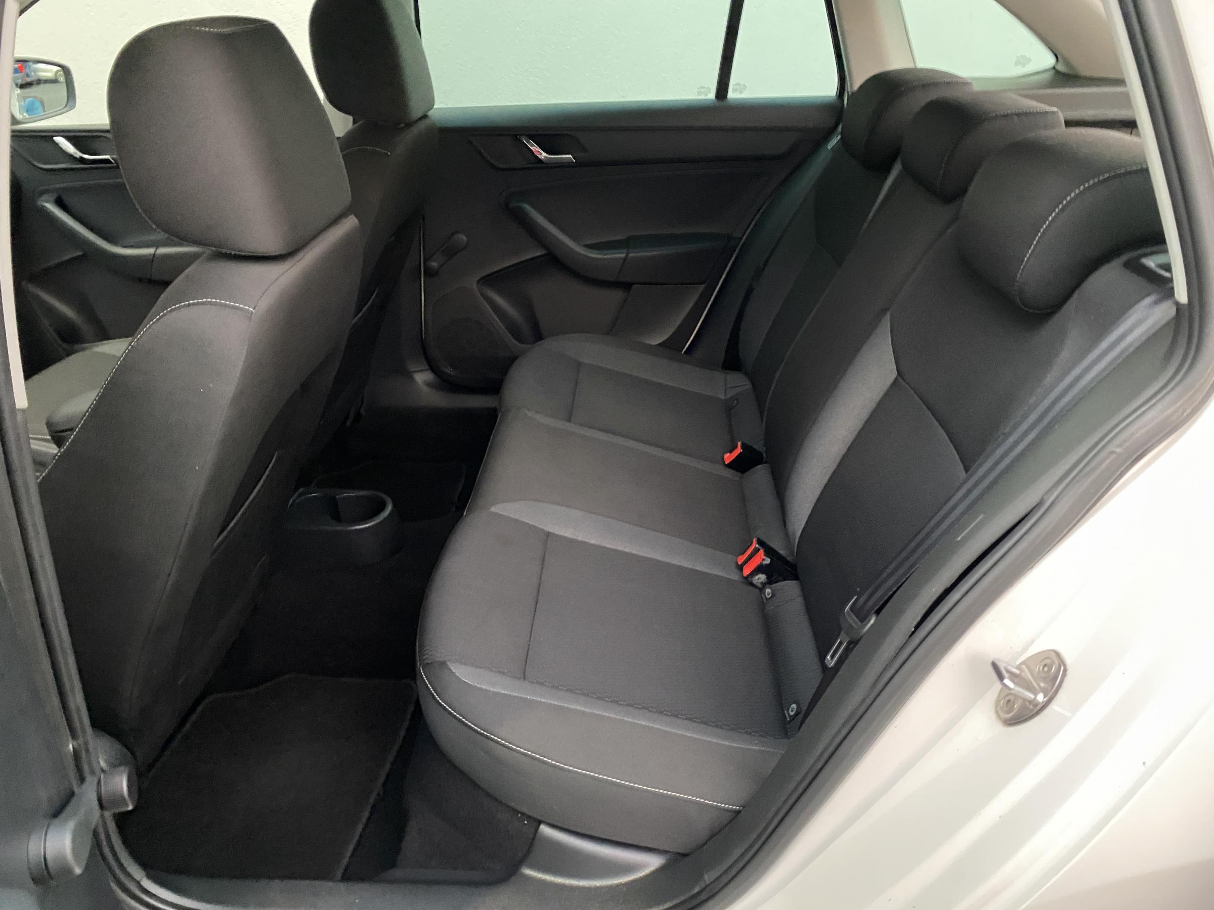 Škoda Rapid, 2014 - pohled č. 10