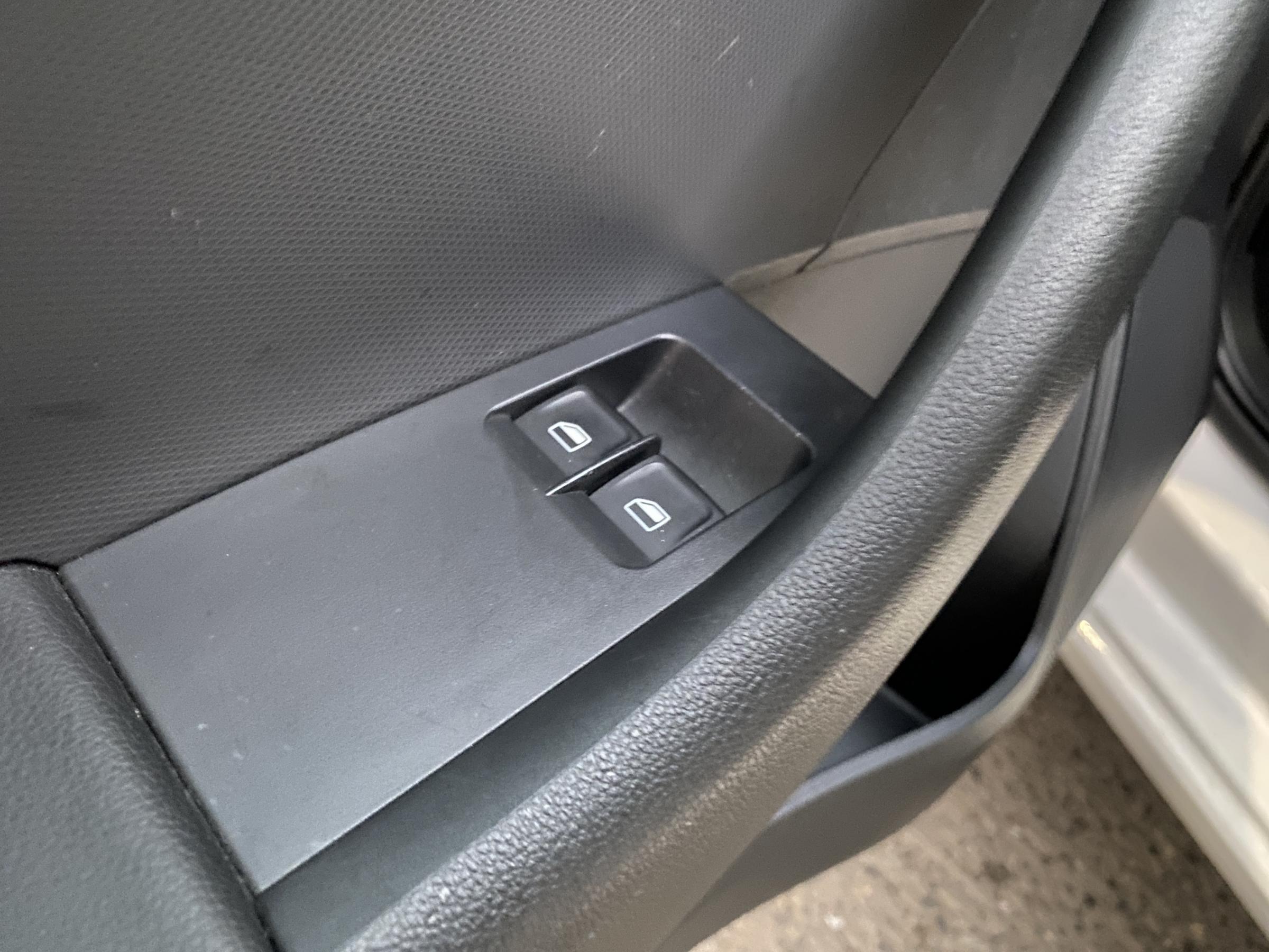 Škoda Rapid, 2014 - pohled č. 13