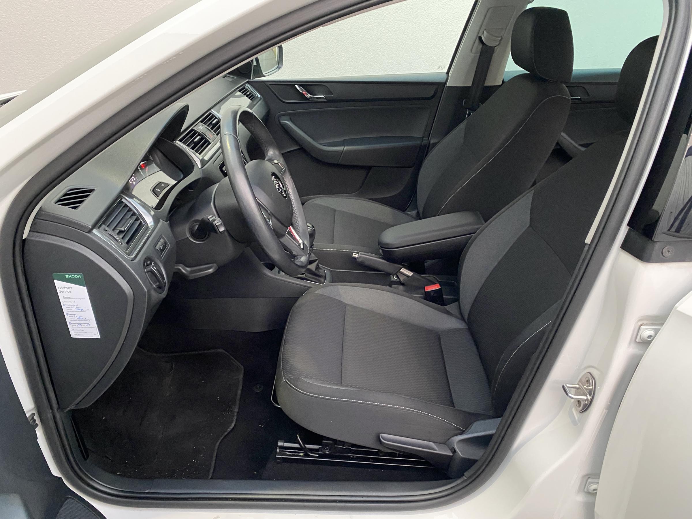 Škoda Rapid, 2014 - pohled č. 9