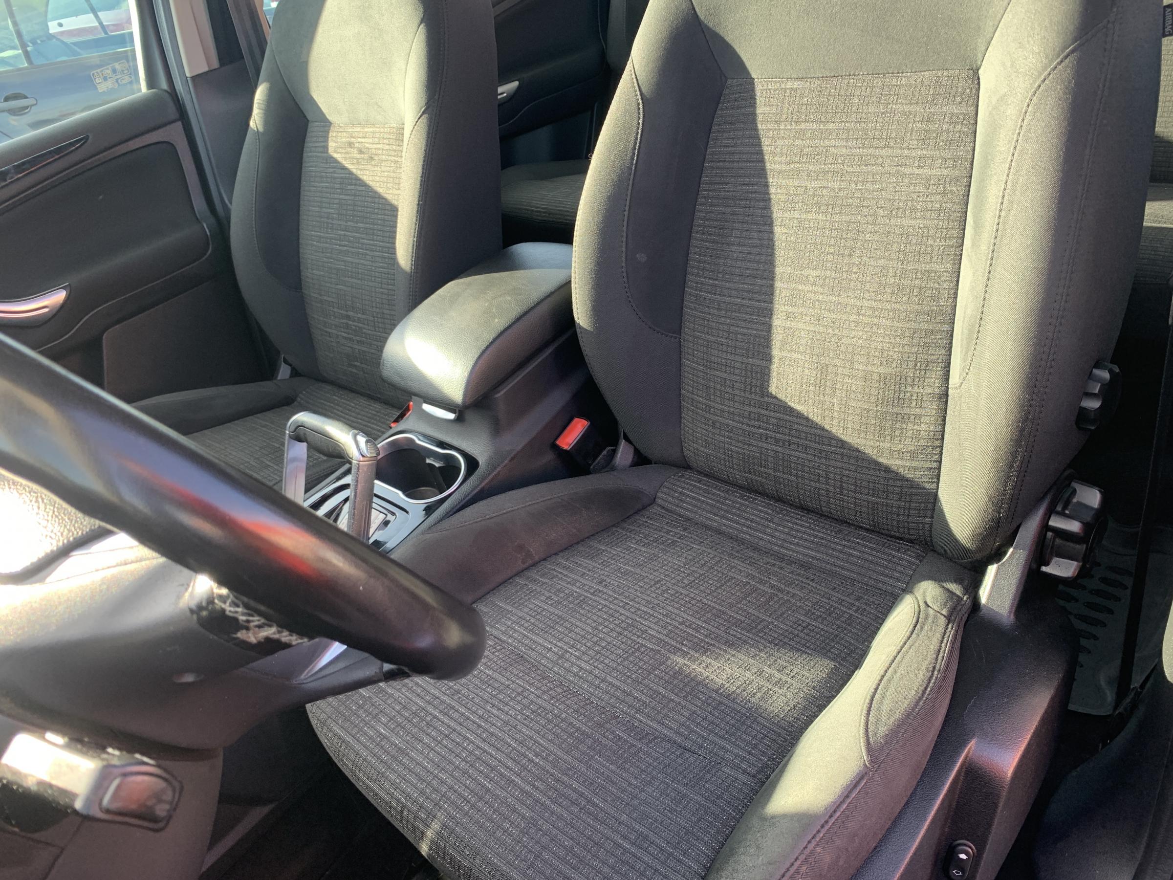 Ford Galaxy, 2010 - pohled č. 9