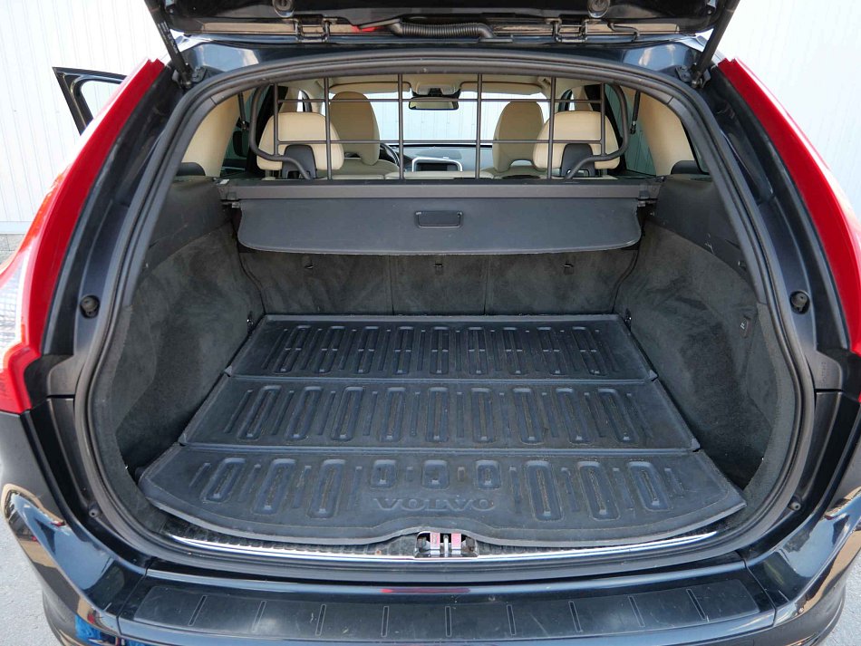 Volvo XC60 2.0 D4 Summum