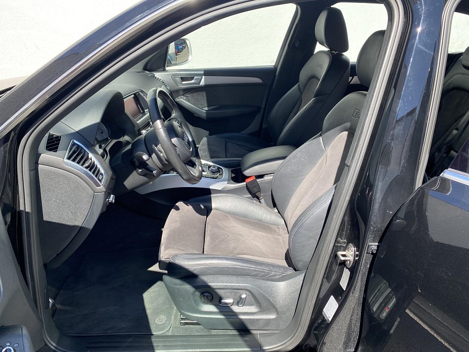 Audi SQ5 3.0 TDi  quattro