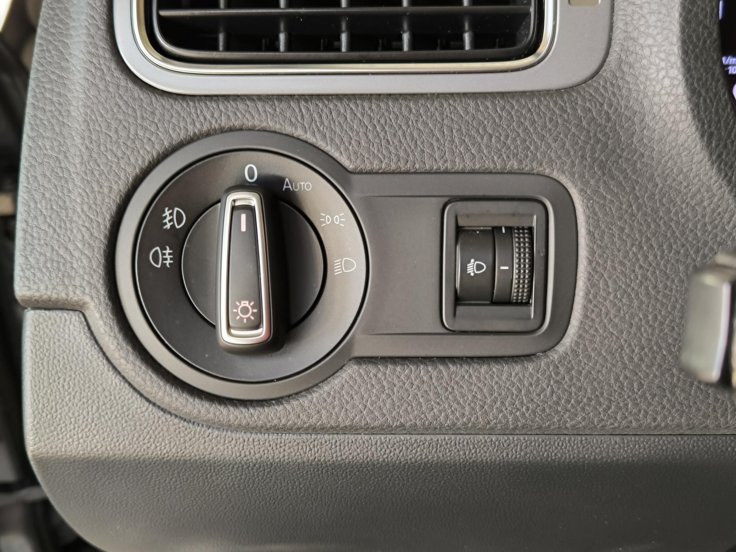 Volkswagen Polo, 2017 - pohled č. 19