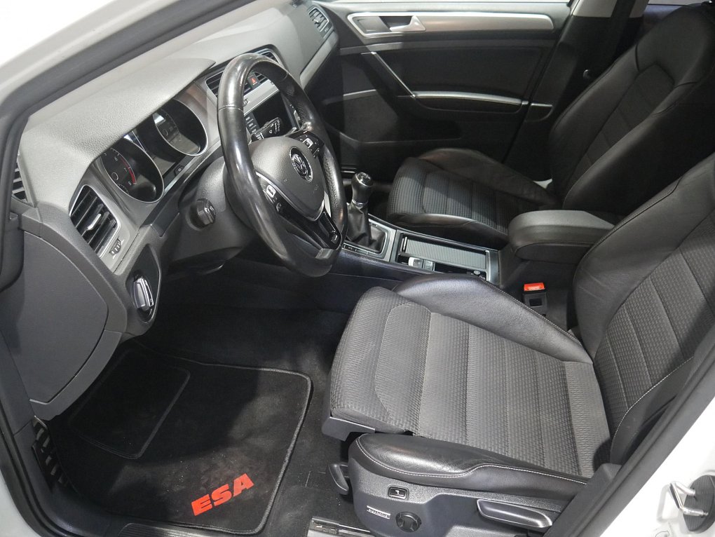 Volkswagen Golf 1.4 TSI 