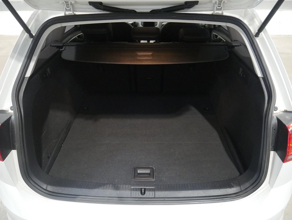 Volkswagen Golf 1.4 TSI 