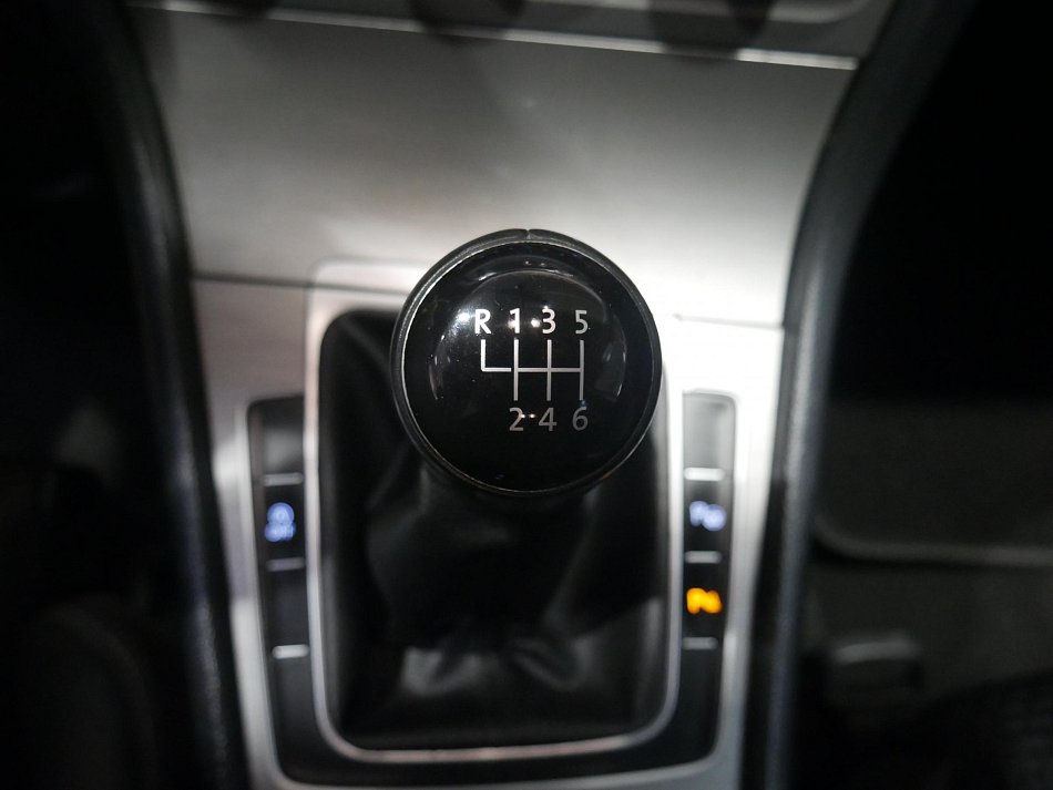 Volkswagen Golf 1.4 TSI 