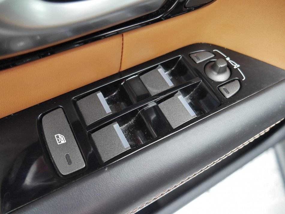 Land Rover Evoque 2.0i  4x4