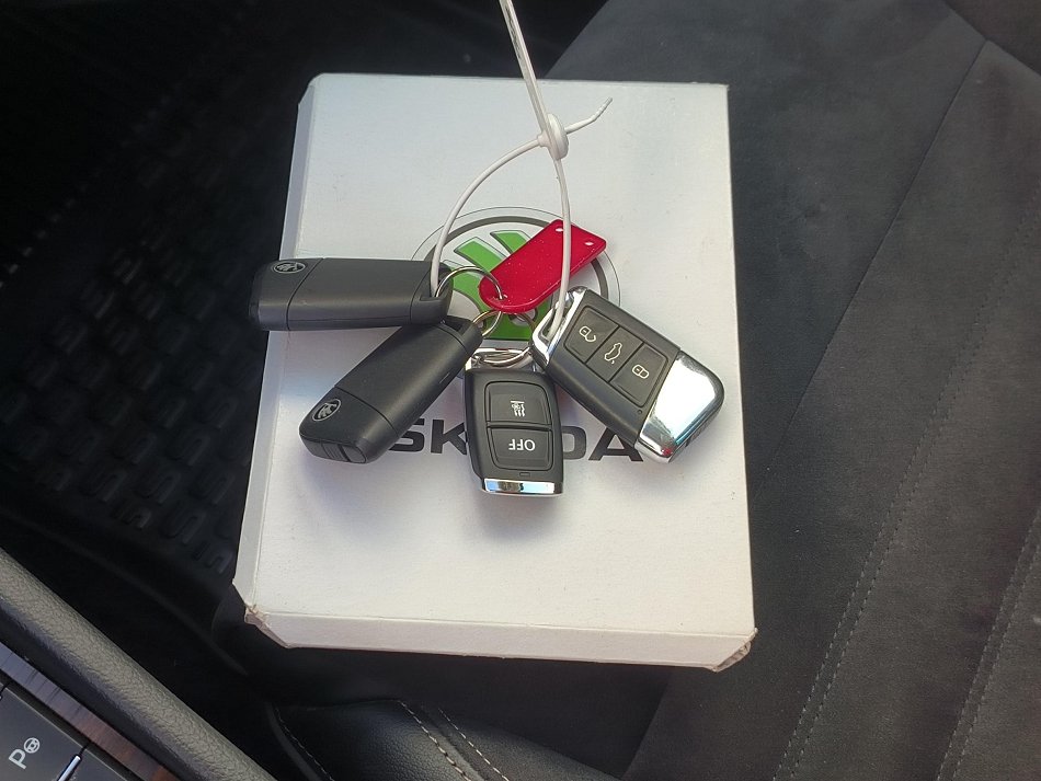 Škoda Superb III 2.0TSi Scout 4x4