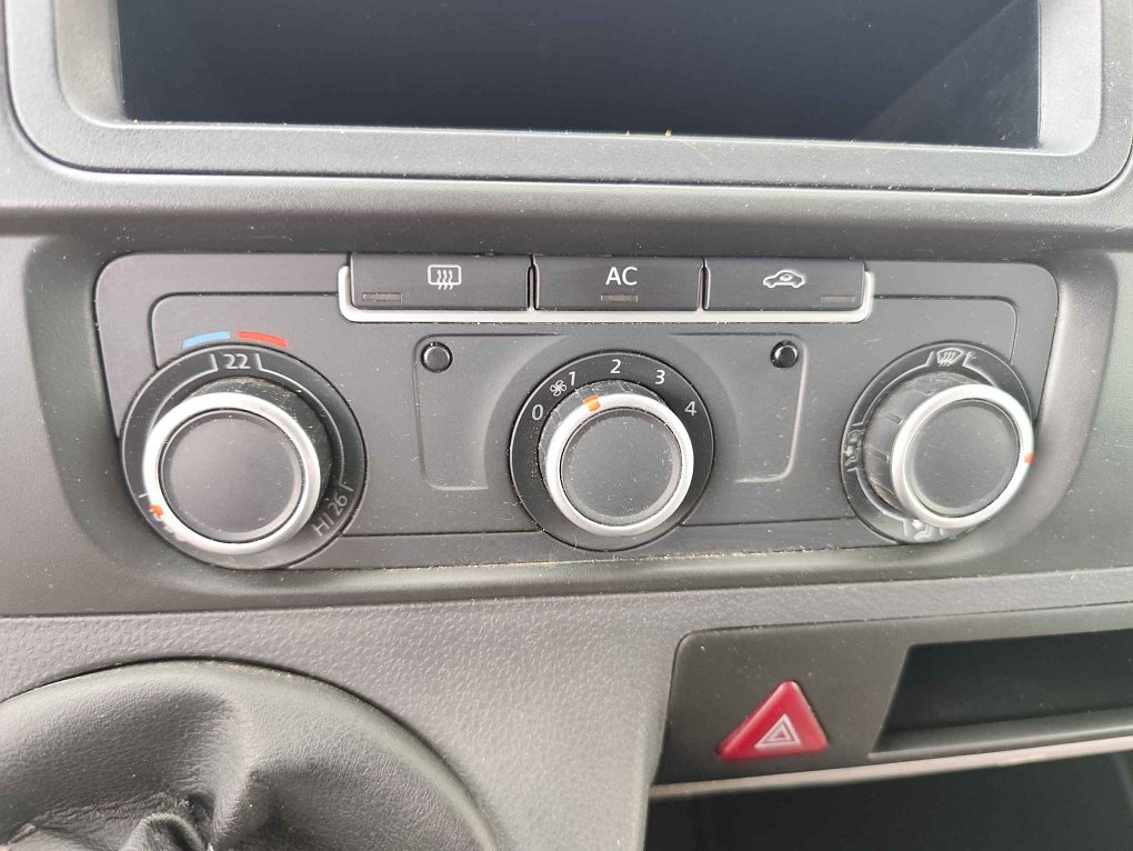 Volkswagen Transporter 2.0TDi  L1H1