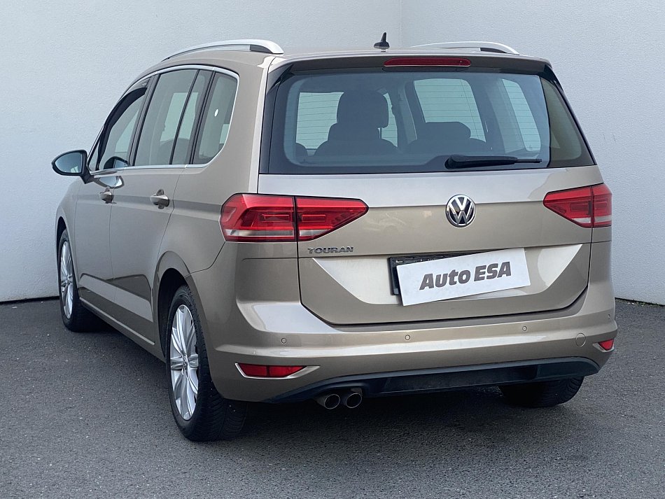Volkswagen Touran 2.0 TDi Highline