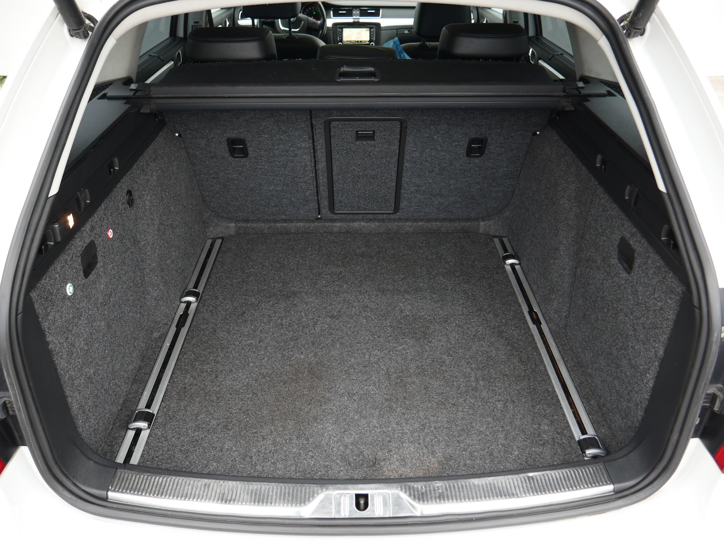 Škoda Superb II, 2011 - pohled č. 7