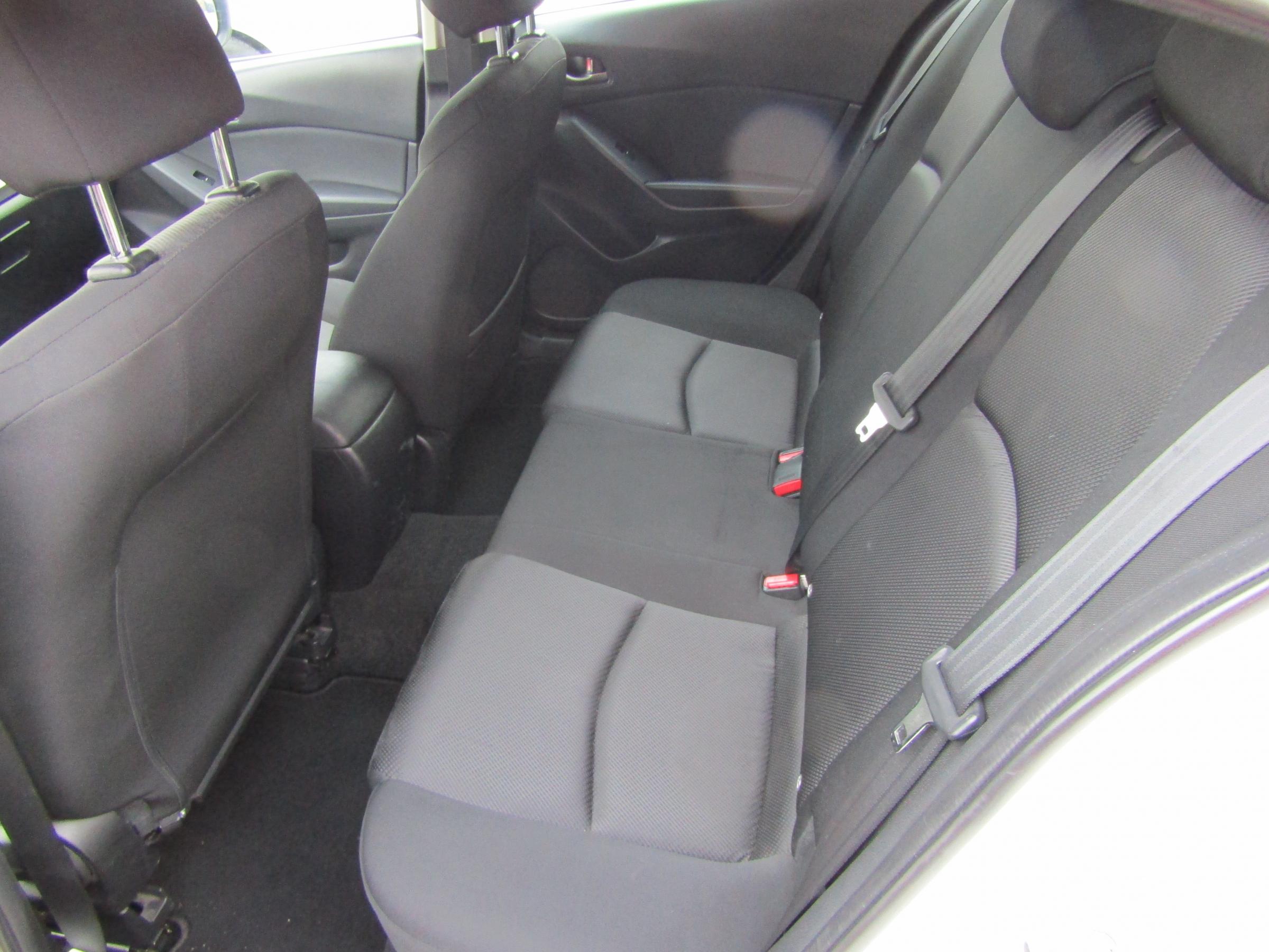 Mazda 3, 2018 - pohled č. 10