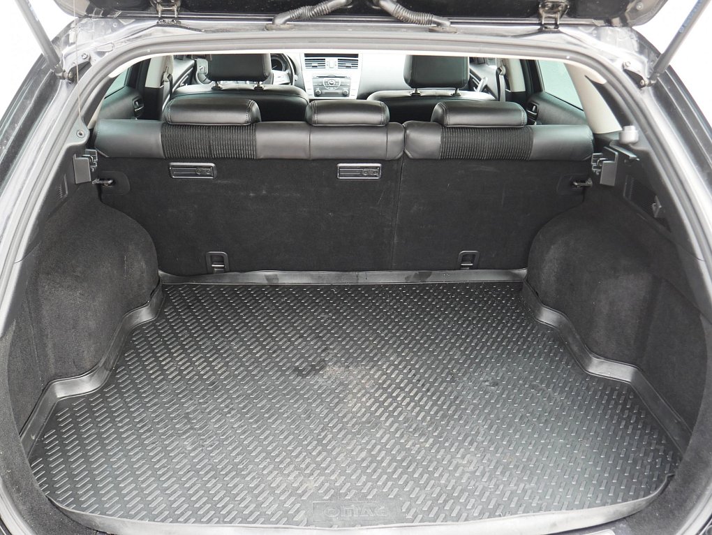 Mazda 6 2.0 i 