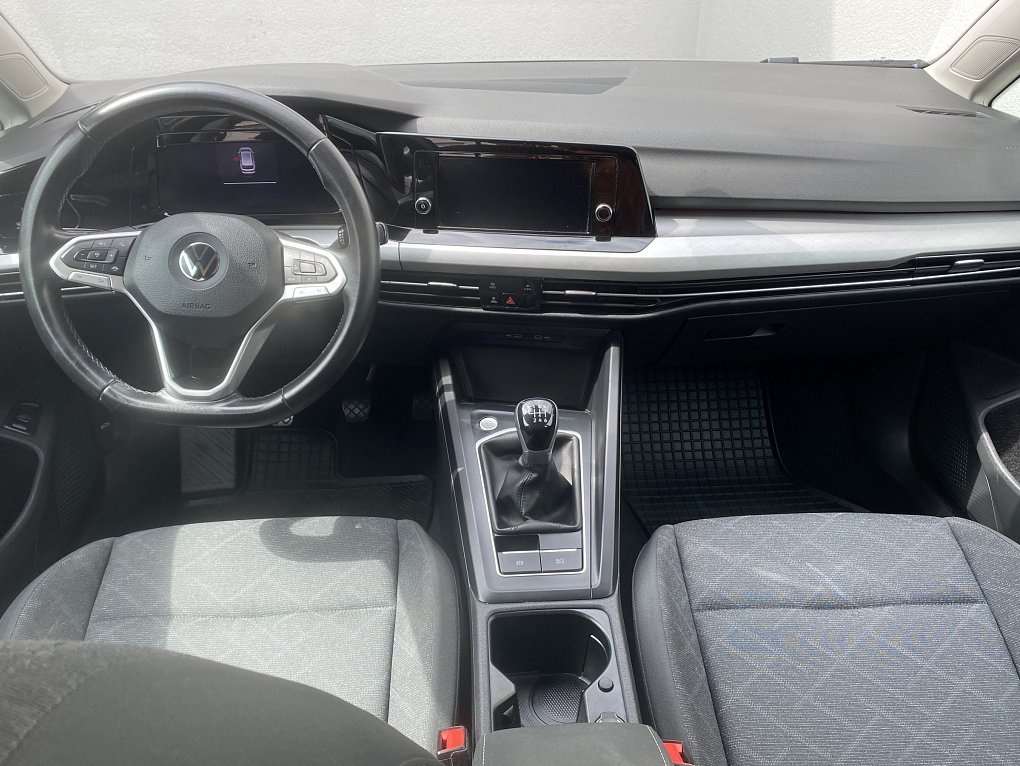 Volkswagen Golf 1.5 TSi 