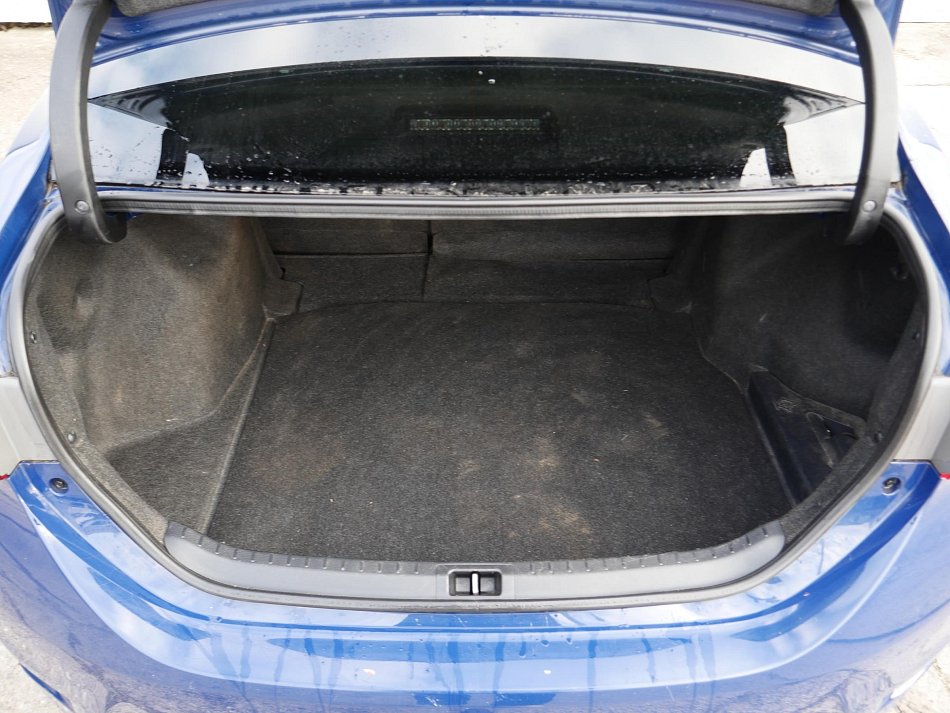 Toyota Corolla 1.6 i 