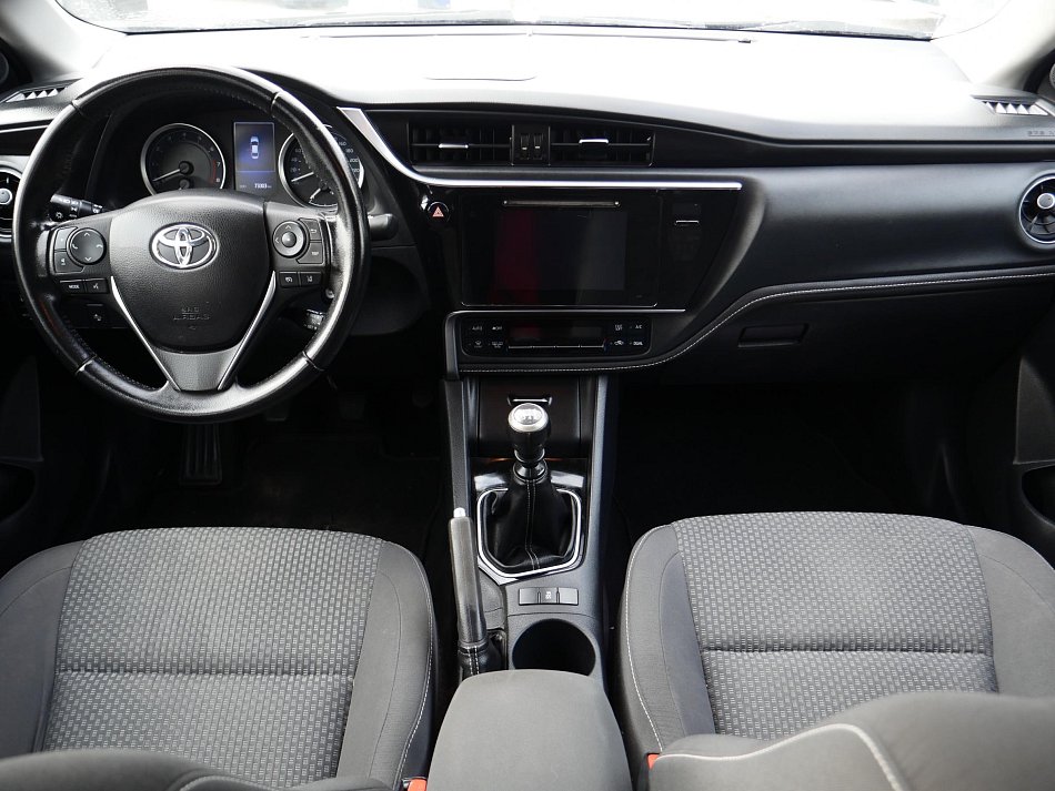 Toyota Corolla 1.6 i 