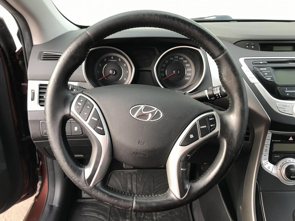 Hyundai Elantra 1.6 i Style