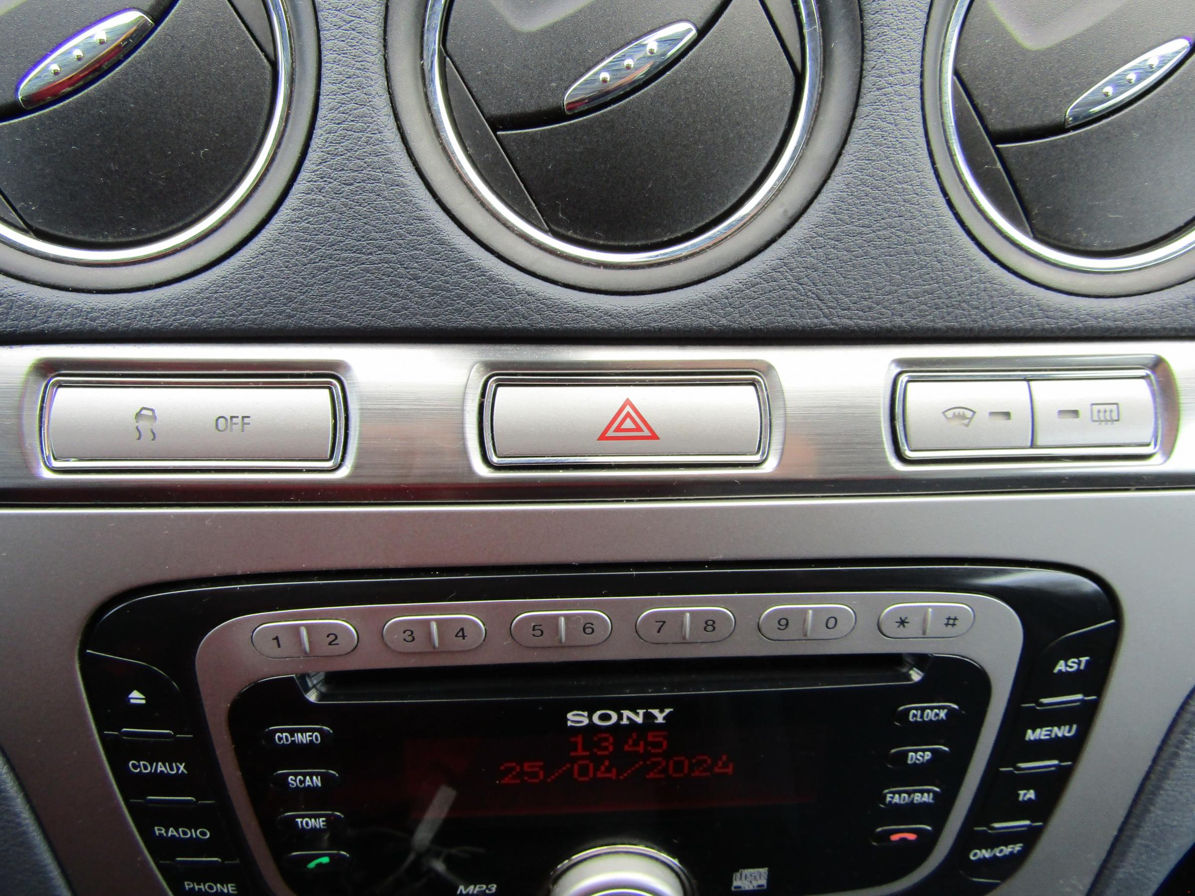 Ford S-MAX, 2007 - pohled č. 17