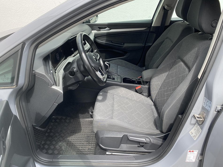 Volkswagen Golf 1.5 TSi 