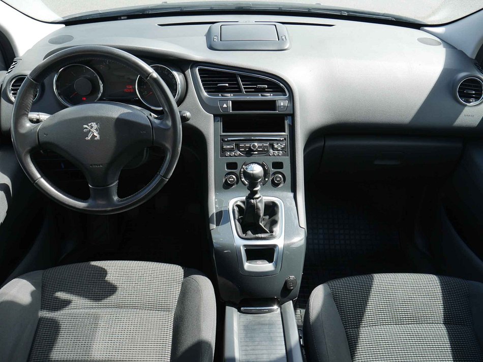 Peugeot 5008 1.6 HDI  7míst