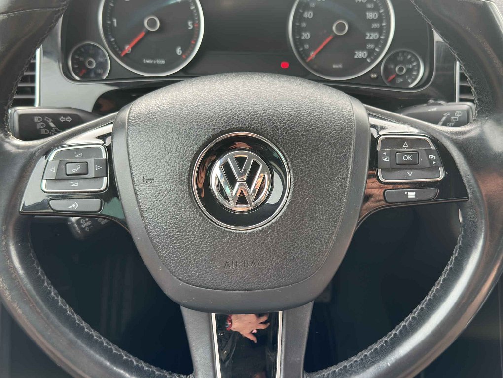 Volkswagen Touareg 3.0 TDi  4x4