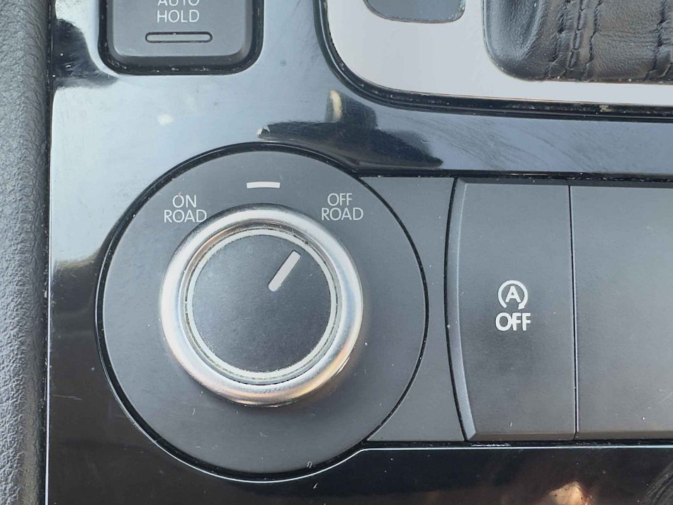 Volkswagen Touareg 3.0 TDi  4x4