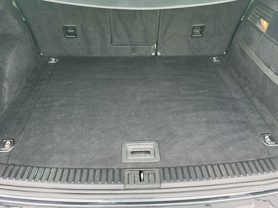 Volkswagen Touareg 3.0 TDi  4x4