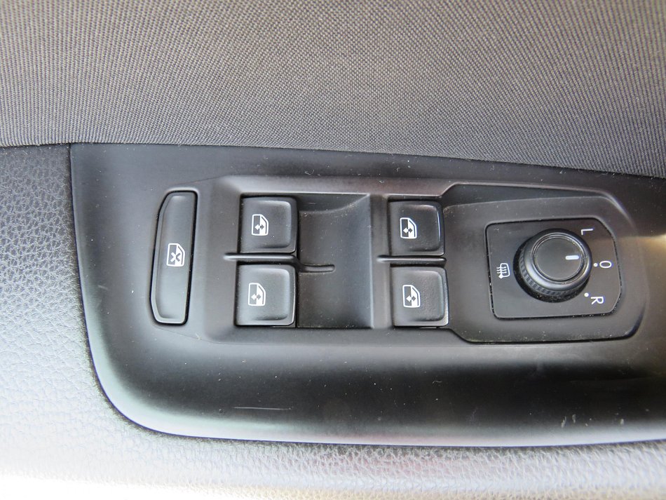 Volkswagen Passat 2.0TDi 