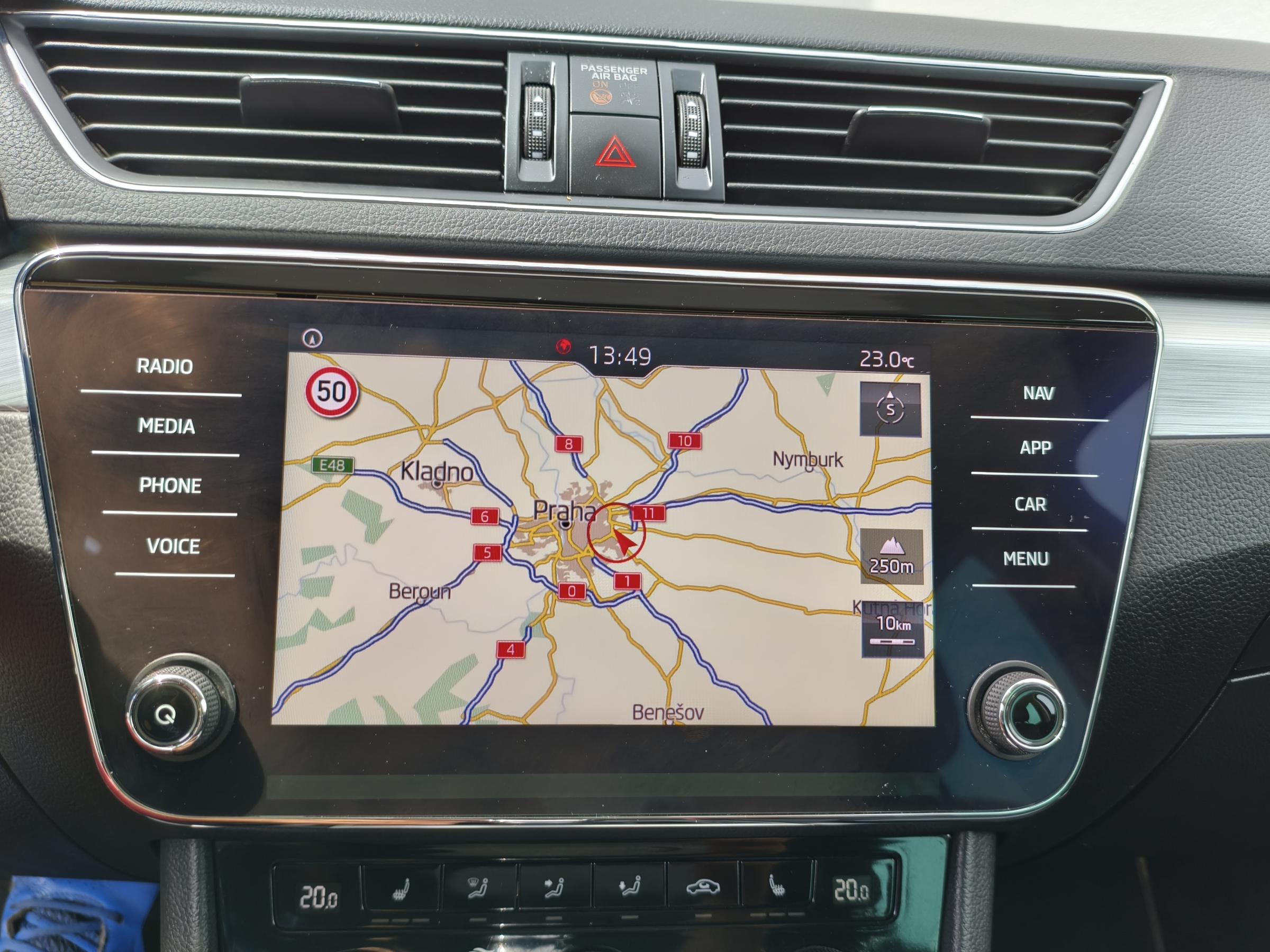 Škoda Superb III, 2019 - pohled č. 13