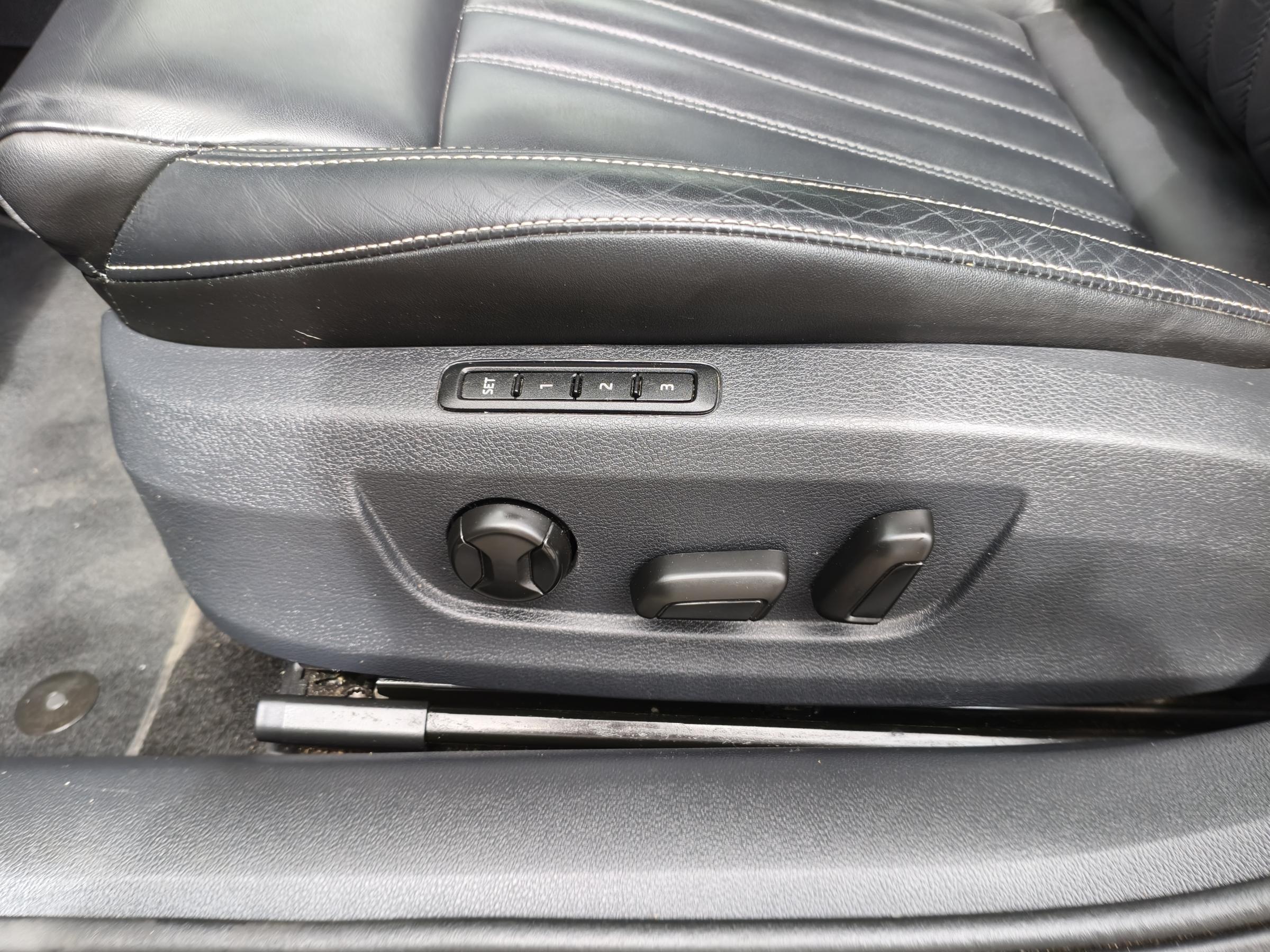 Škoda Superb III, 2019 - pohled č. 19