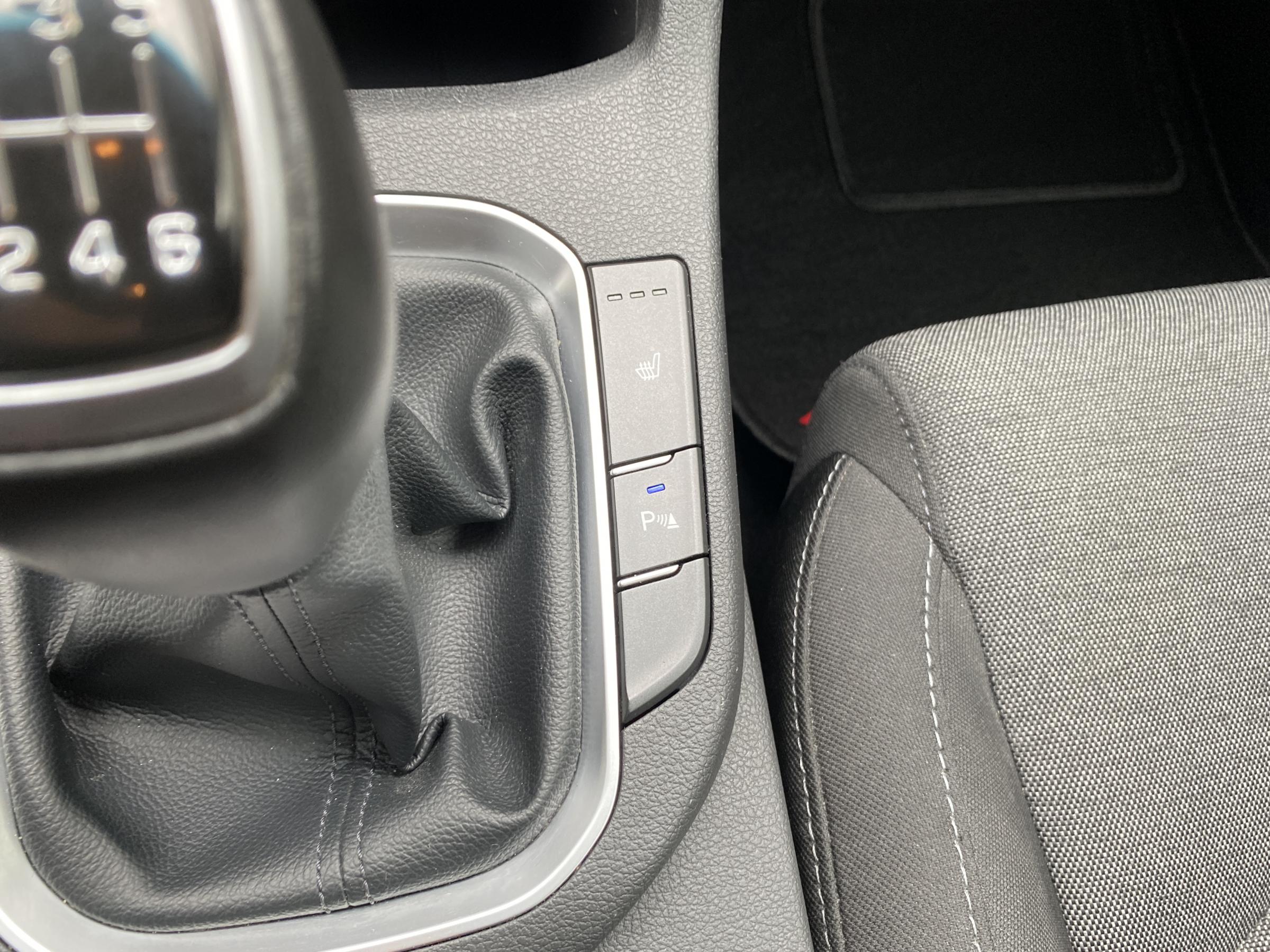 Hyundai i30, 2022 - pohled č. 20